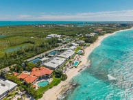 Renovated Penthouse Discovery Point Club