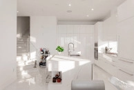 Three-level Oceanfront Fin Penthouse  #30 Plus 2 Garages