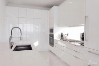 Three-level Oceanfront Fin Penthouse  #30 Plus 2 Garages