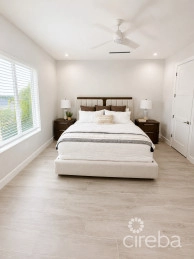 Spacious & Modern 3 Br Townhome - Excellent Location!