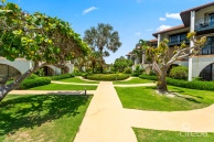 Villa Pappagallos 4, West Bay Renovated Condo