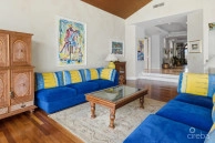 The Sovereign #12 Penthouse On Seven Mile Beach
