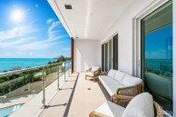 Aura Penthouse #404