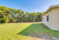 Colby Drive Single Family Home With Studio