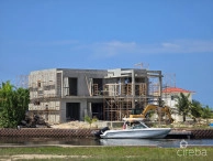 Harbour Reach Canal Front Executive Home