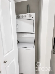 Yarl 1bed/1bath -- Furnished