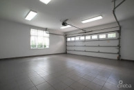 Rare King's Court Villa In Britannia | Seven Mile Beach Corridor
