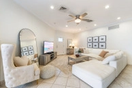 Poinsettia Penthouse B7, Seven Mile Corridor