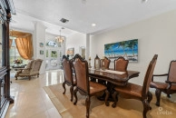 Savannah Newlands Family Home With Pool, Outside Bar & Income-generating Guest Suite