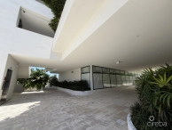 Superbly Located Grove Too Storage Unit