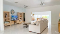 Snug Harbour Andrew Drive - 4 Bedroom Family Home In The Seven Mile Beach Corridor