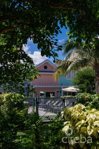 3 Bedrooms + Roof Terrace At The Meadows At Batabano - Residence 504