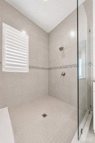 Shore Club #6- Ocean View Penthouse With Private Roof Top Terrace- Vendor To Pay Stamp Duty!!!!!!!