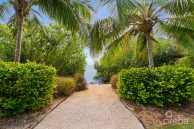 Aura  Oceanview Three Bed Townhome With Den