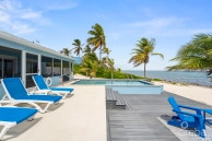 No Big Ting, Rum Point Beach Home