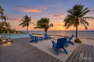 No Big Ting, Rum Point Beach Home