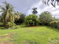 Rare Double-lot Oasis Bungalow  With Pool In Snug Harbour