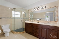 Beach Bay Duplex - X2 Homes. Both 2 Bed, 2 Bath With Double Garages