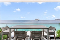 Fin 27, Oceanfront Condo