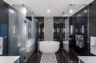 Fin 27, Oceanfront Condo