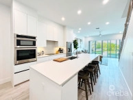 Aura 2 Bed Plus Den, 2.5 Bath Townhouse