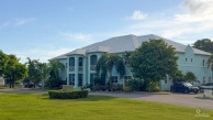 Rosedale Deluxe Two Bedroom Groundfloor Condo