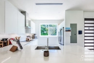 Plymouth 3 Bedroom Corner Townhouse - 7 Mile Beach Corridor