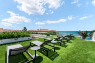 Aqua Residence 2 - Luxury Seven Mile Beach Condo
