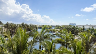 Solara Townhome Crystal Harbour