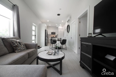 2 Bed 2 Bath Condo 61 West