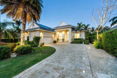 The Venetia 29, Leed Gold Certified Family Home