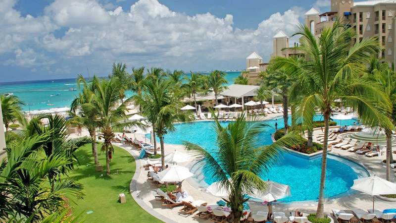 Ritz-carlton Private Residence 404