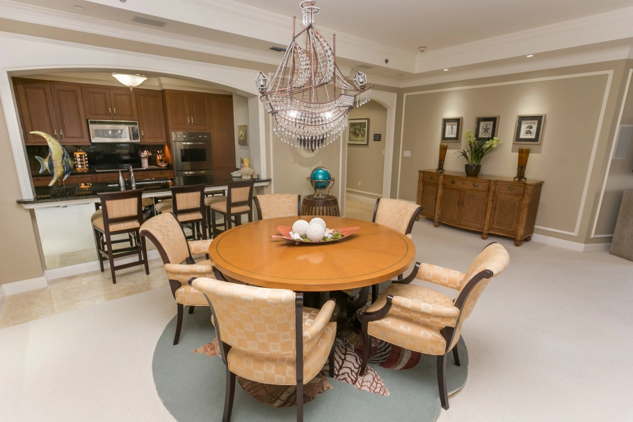 Ritz-carlton Private Residence 404