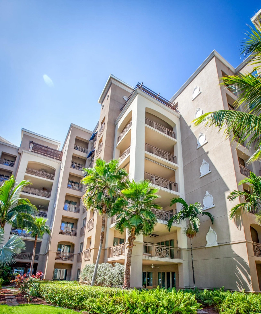 Ritz-carlton Private Residence 603