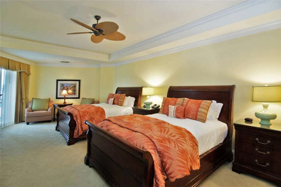 Ritz-carlton Private Residence 408
