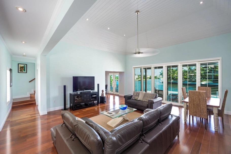 Grand Harbour Home
