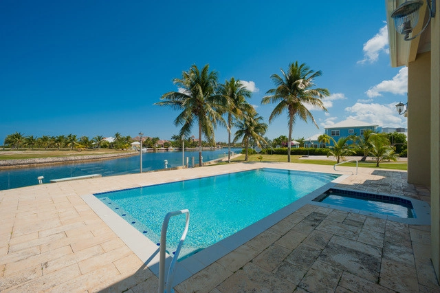Sunrise Landing Estate