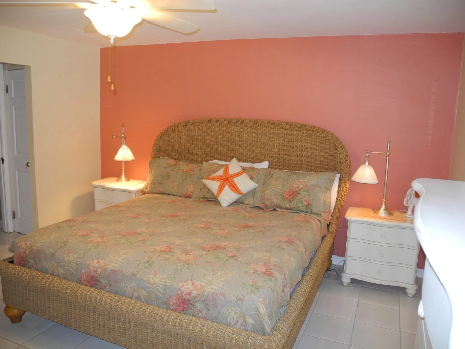 Coral Bay Village