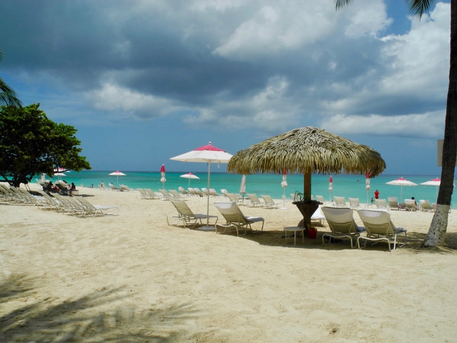 Caribbean Club