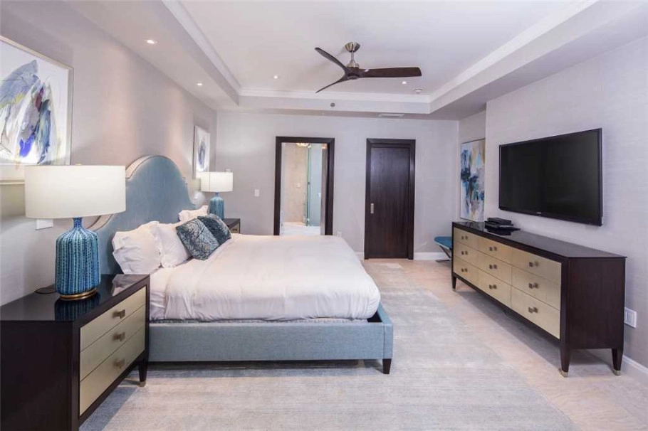 Ritz-carlton Private Residence 407