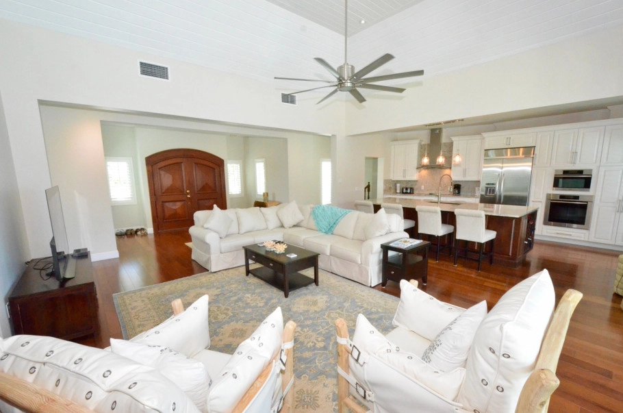 Grand Harbour Home
