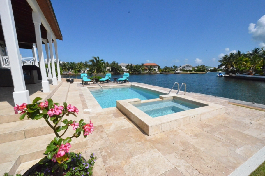 Grand Harbour Home