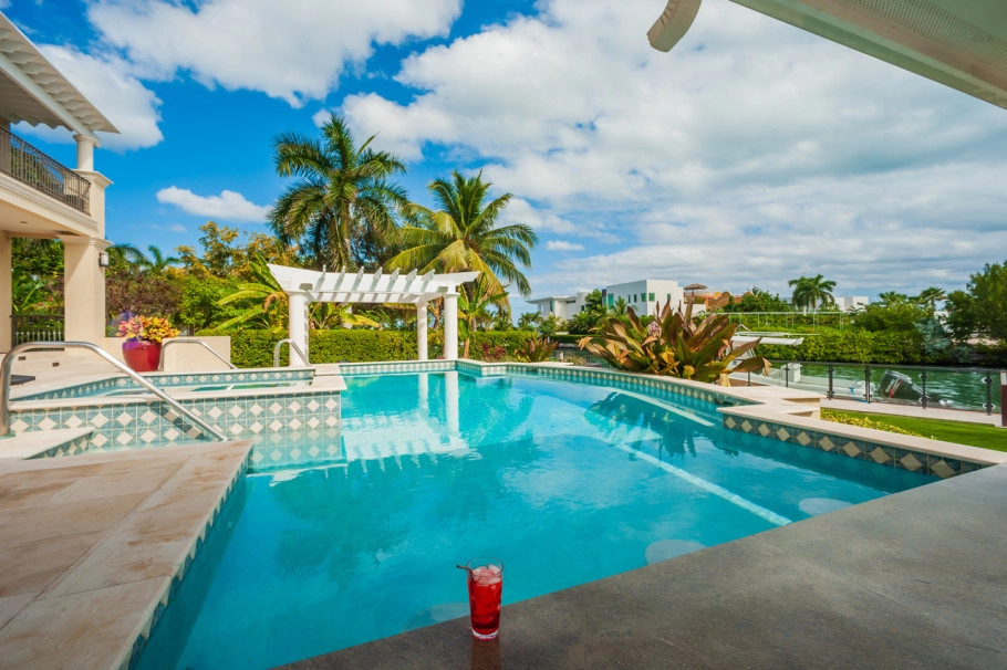 Crystal Harbour Family Home