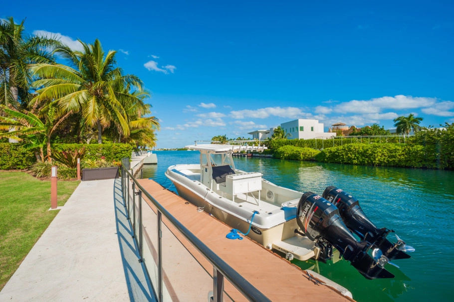 Crystal Harbour Family Home