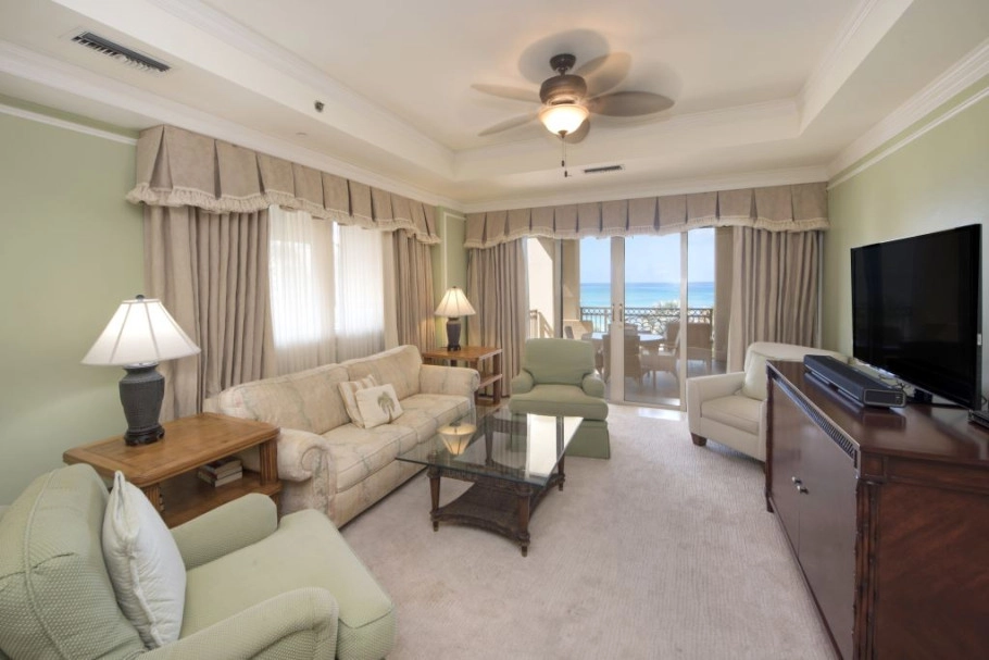 Ritz-carlton Private Residence 509