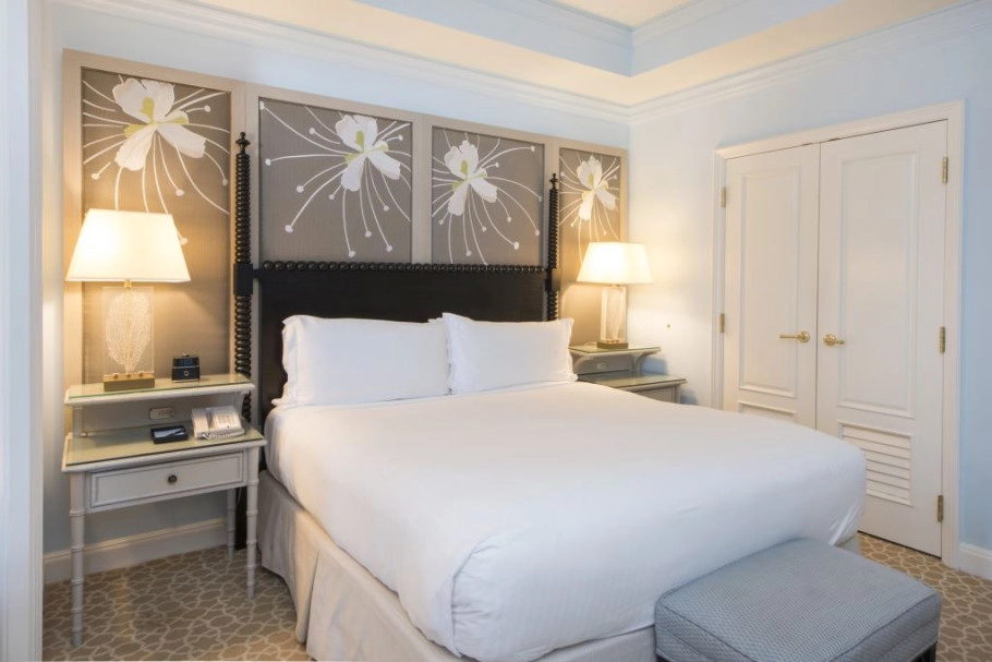 Ritz-carlton Residence (pip) #312