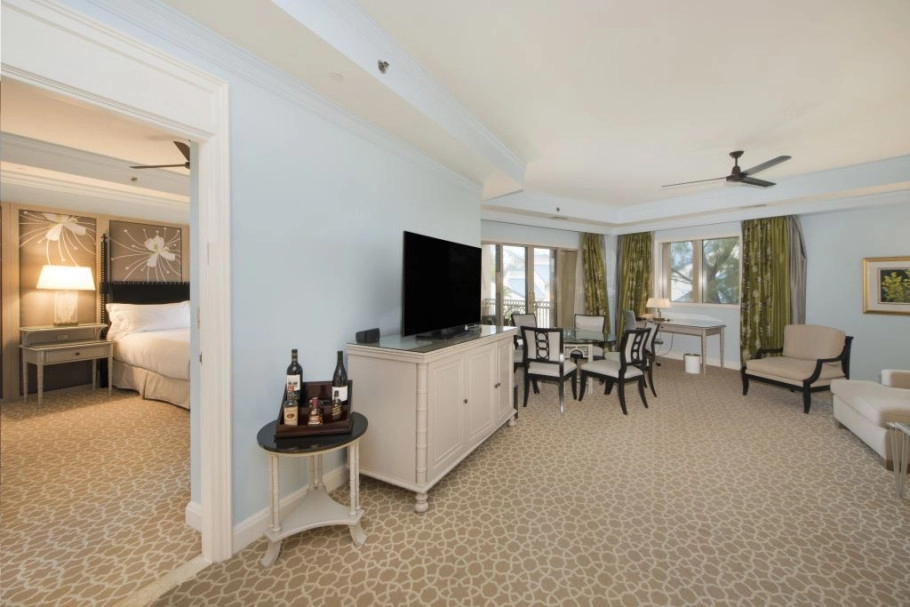 Ritz-carlton Residence (pip) #312