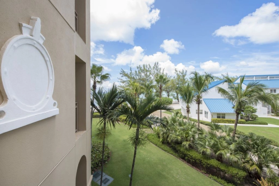 Ritz-carlton Residence (pip) #312