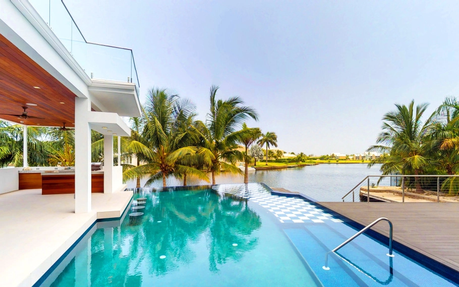 Grand Harbour Estate