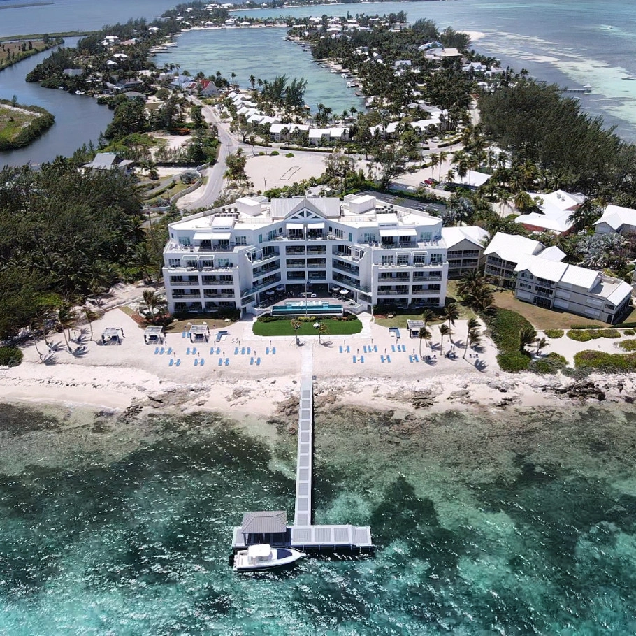 Rum Point Club 304